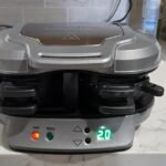 Hamilton Beach Dual Breakfast Sandwich Maker with Timer. Ready in 5 Minutes. Removable Dishwasher Safe PFAS-Free Non-Stick Egg Cooker Ring. Silver (25490MNA) photo review