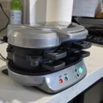 Hamilton Beach Dual Breakfast Sandwich Maker with Timer. Ready in 5 Minutes. Removable Dishwasher Safe PFAS-Free Non-Stick Egg Cooker Ring. Silver (25490MNA) photo review